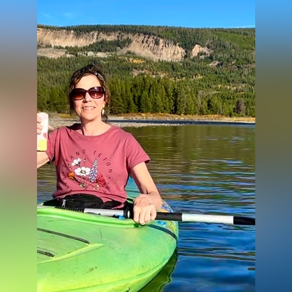 WELCOME to my closet! About me: - Picture 15 of 15